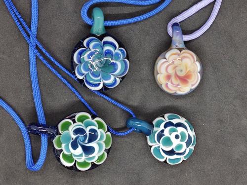 pendants29